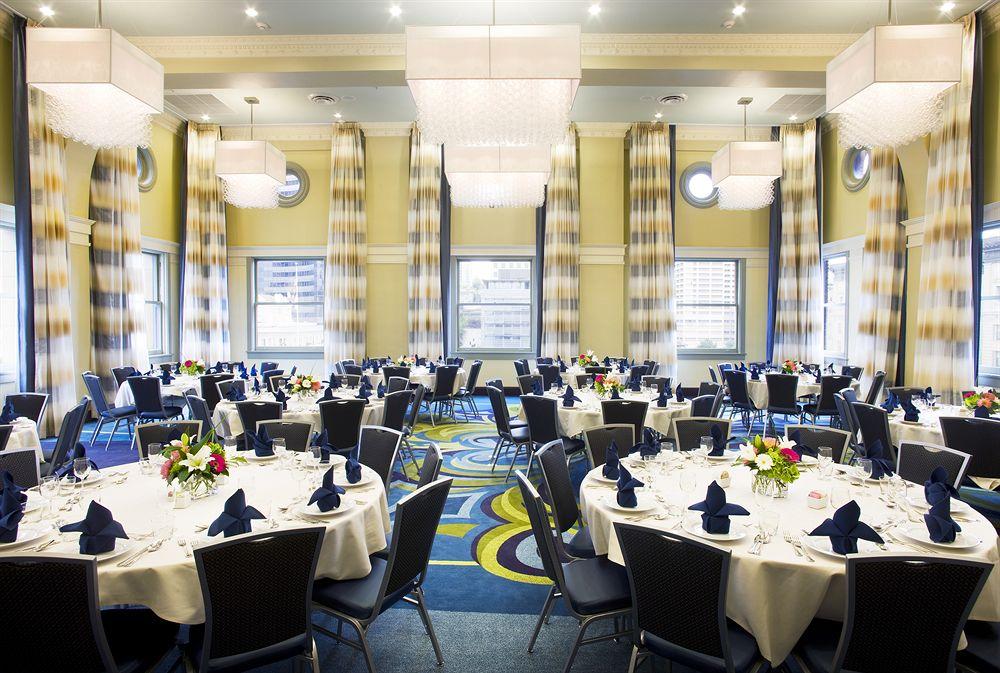 Courtyard Seattle Downtown / Pioneer Square Hotel Екстериор снимка