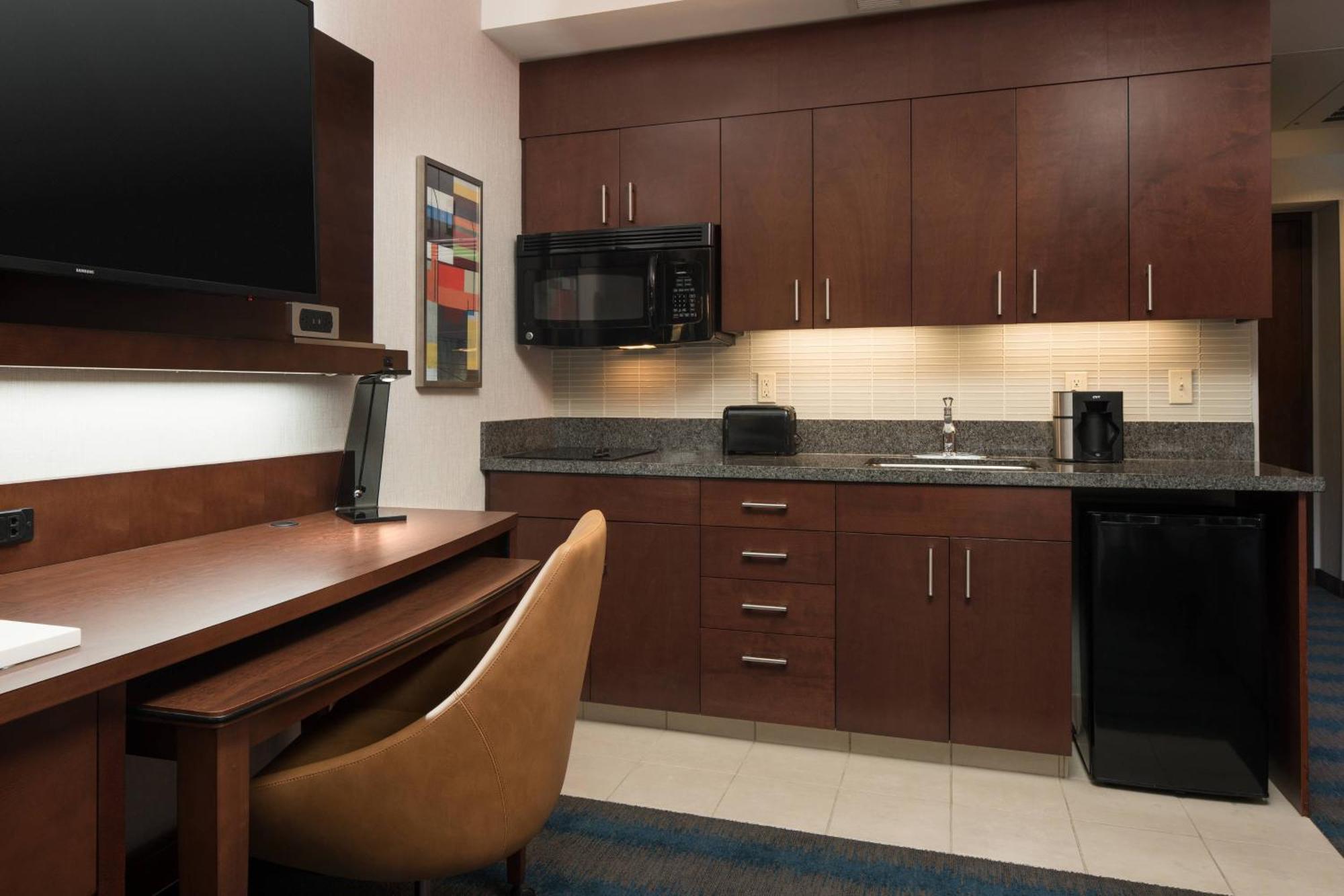 Courtyard Seattle Downtown / Pioneer Square Hotel Екстериор снимка