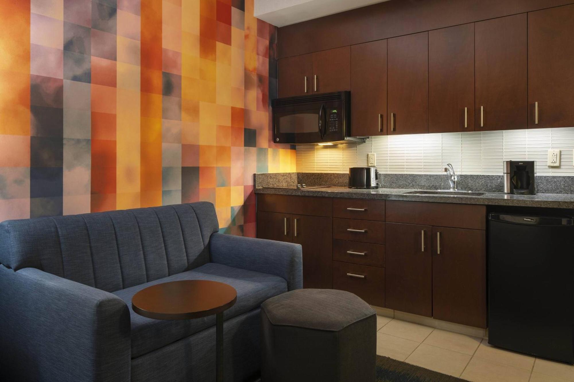 Courtyard Seattle Downtown / Pioneer Square Hotel Екстериор снимка