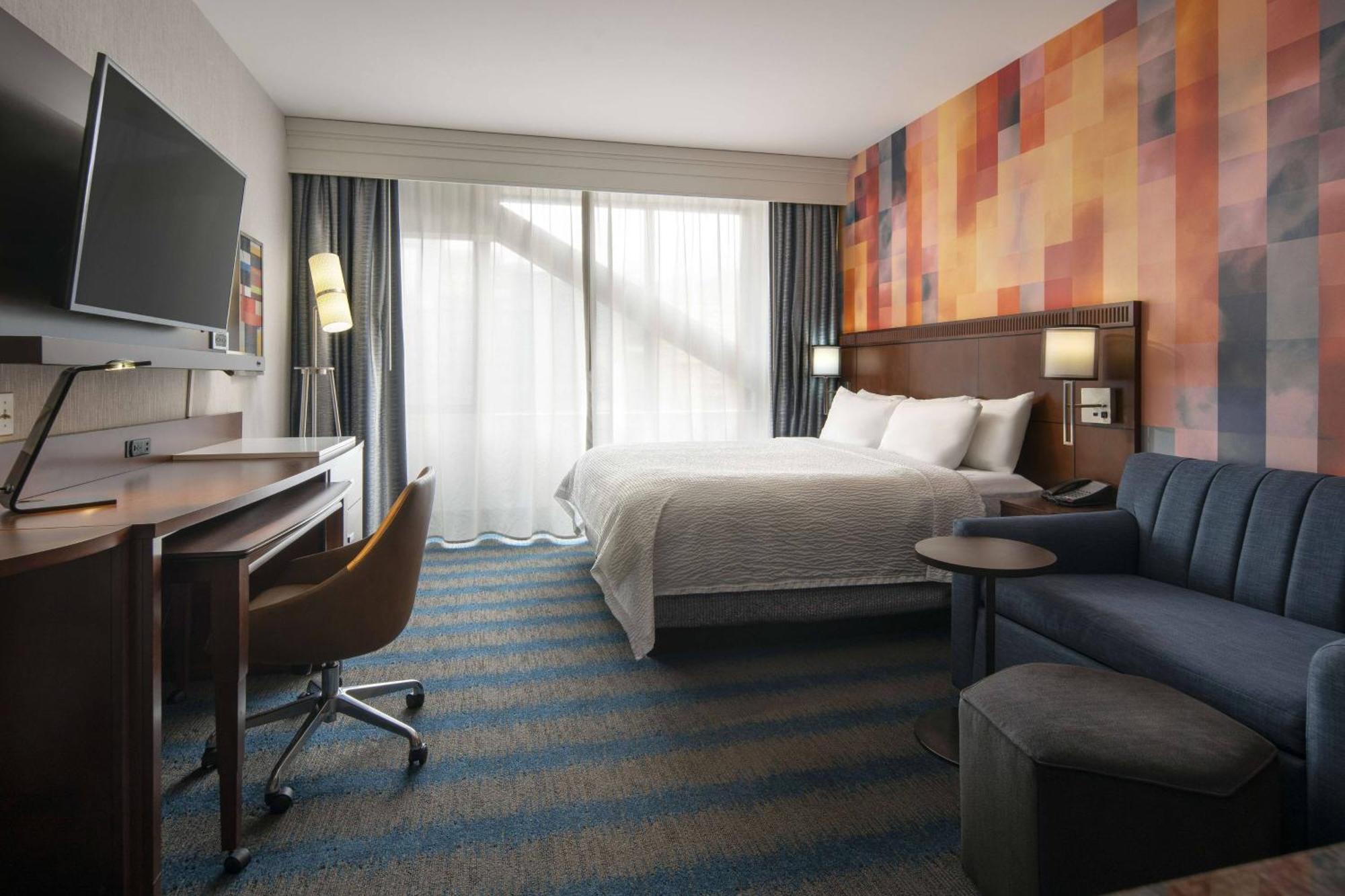 Courtyard Seattle Downtown / Pioneer Square Hotel Екстериор снимка