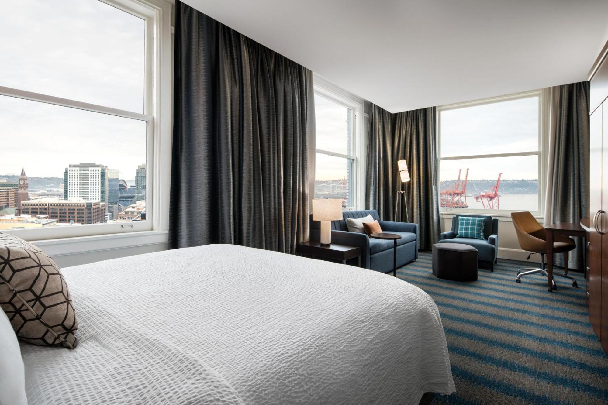 Courtyard Seattle Downtown / Pioneer Square Hotel Екстериор снимка